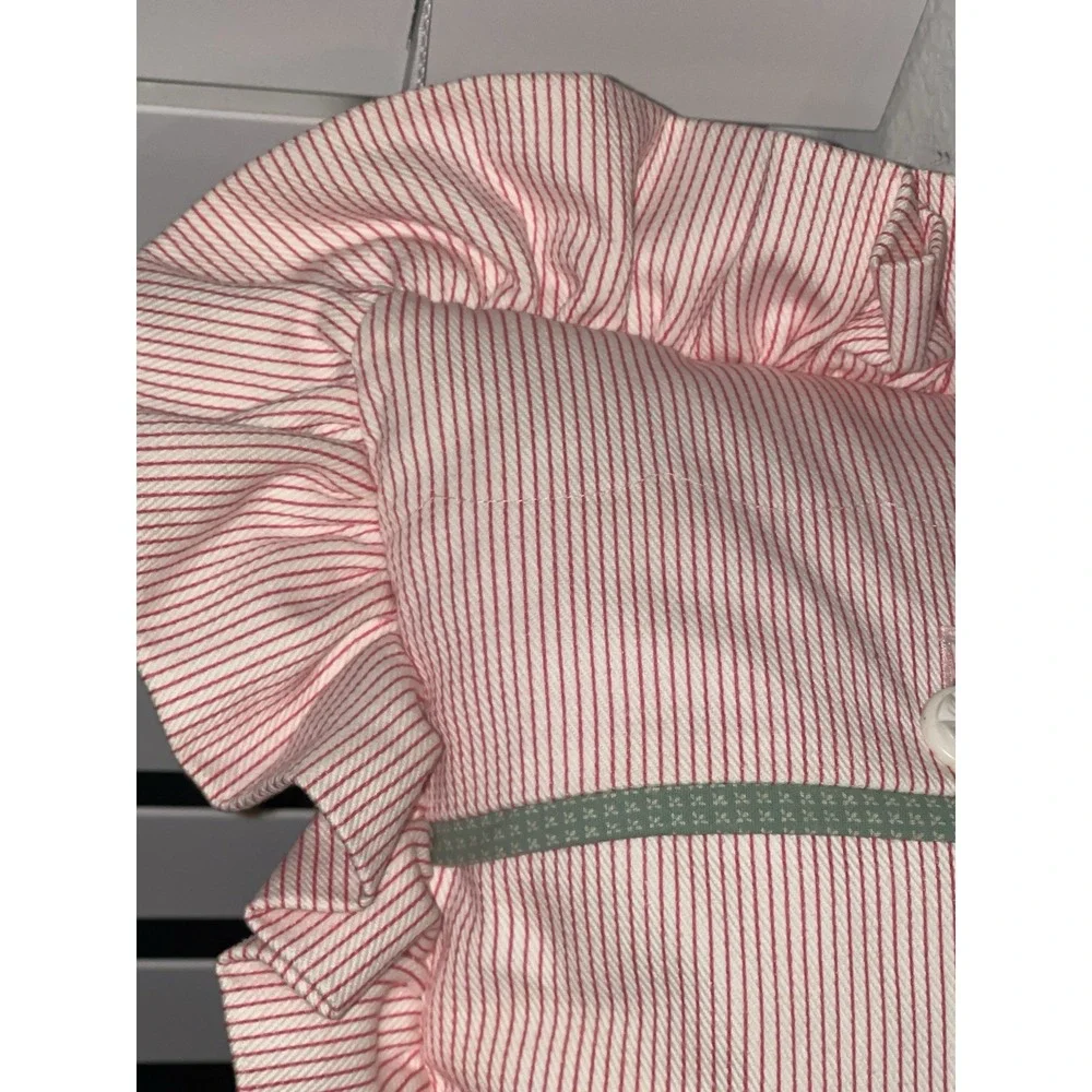 The Unbranded Brand excellent preowned